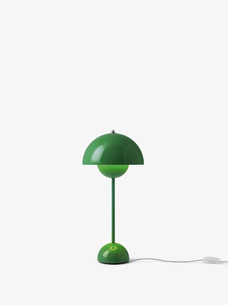 FLOWERPOT TABLE LAMP VP3