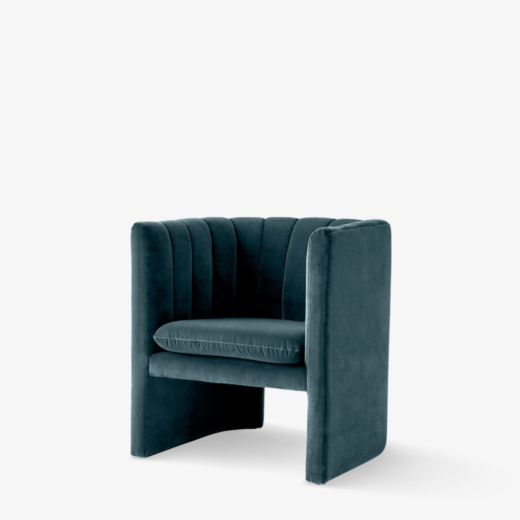 LOAFER LOUNGE CHAIR SC23