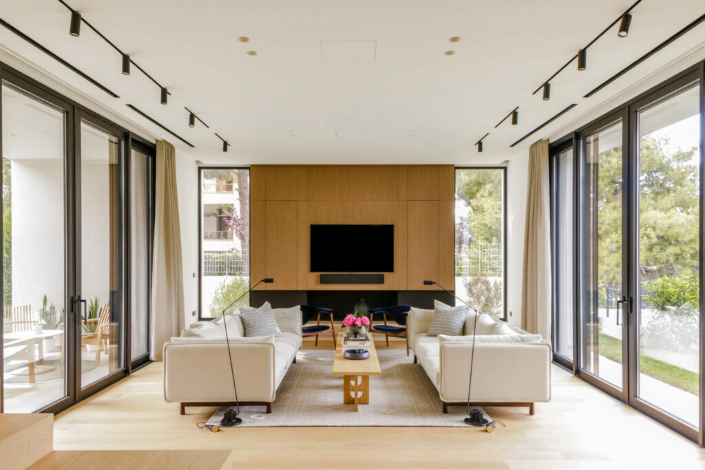 Interior Design & Staging: BOX INTERIORS