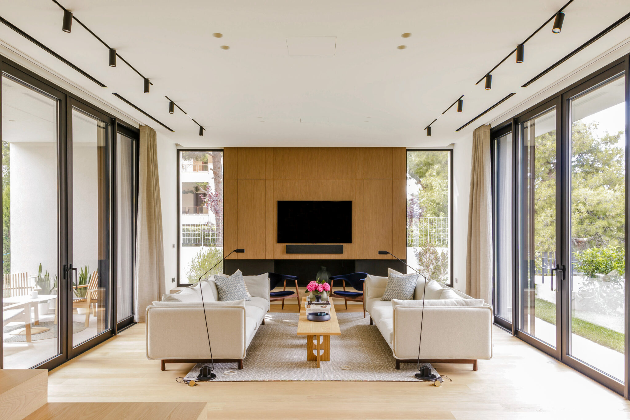 Interior Design & Staging: BOX INTERIORS