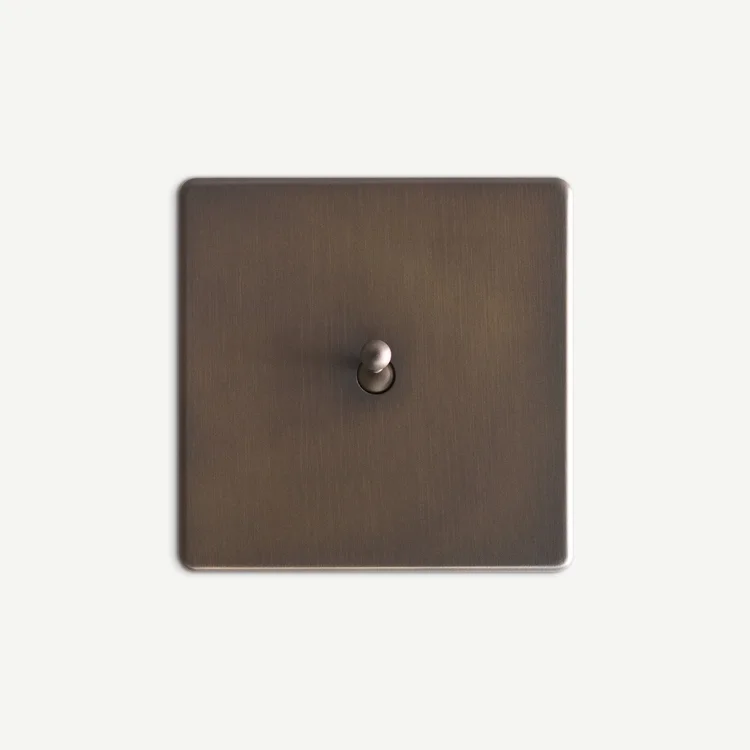 GRACE SWITCH – EDGES