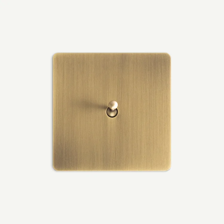 NOOR SWITCH – EDGES