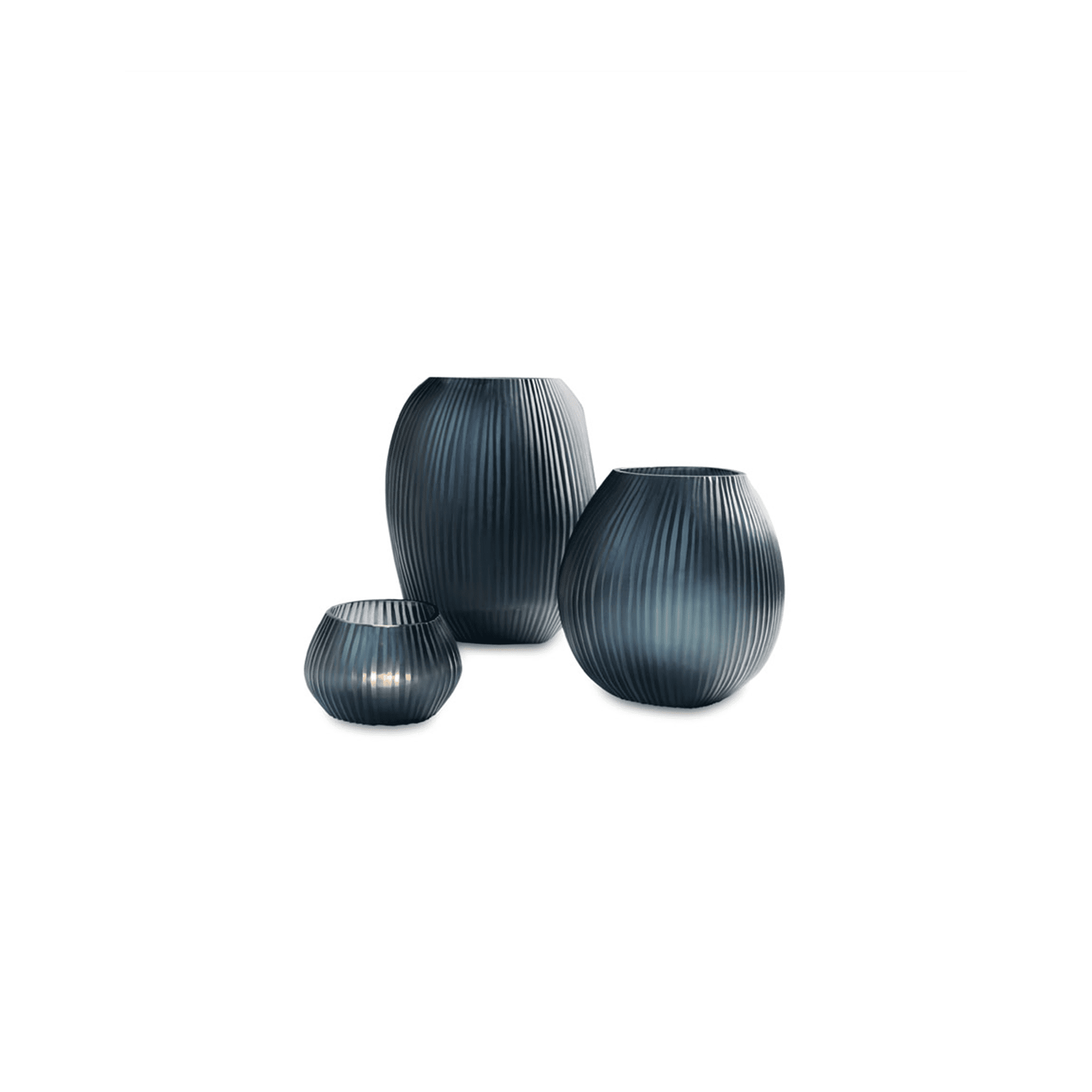NAGAA M VASE