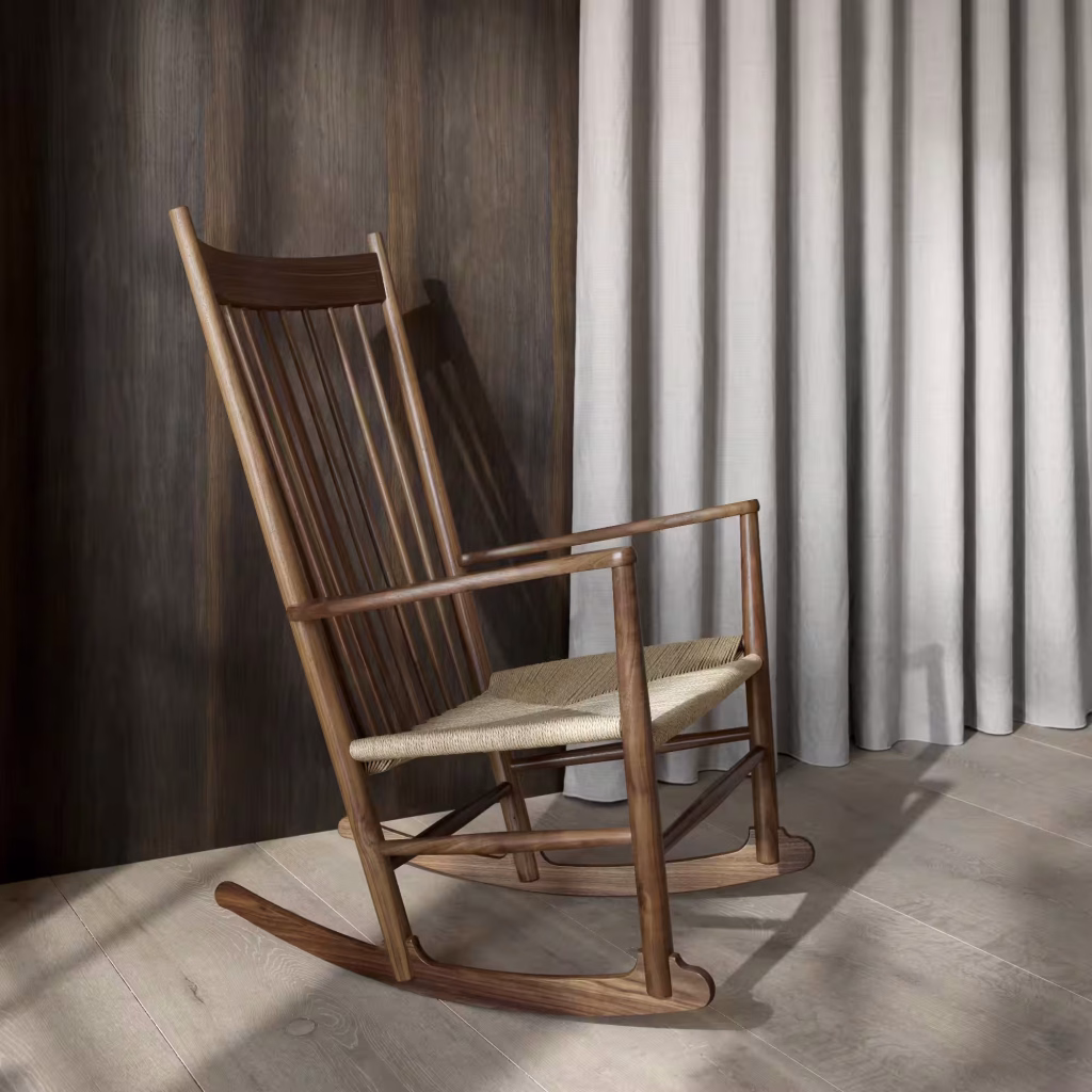 J16 ROCKING CHAIR
