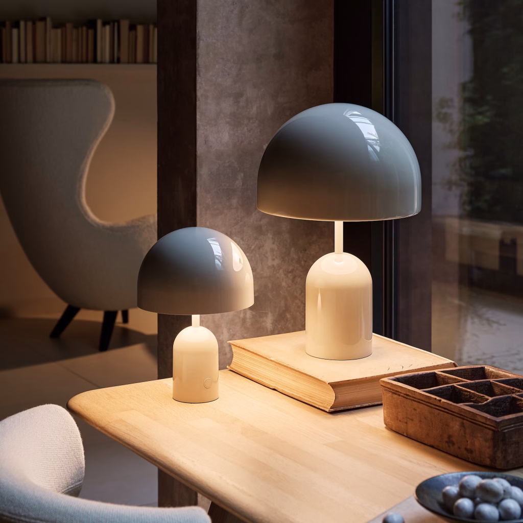 BELL TABLE LAMP