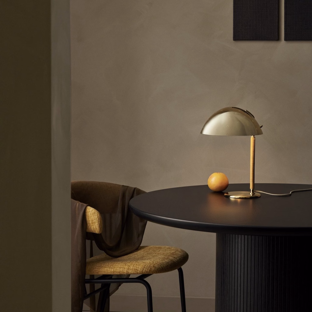 9209 TABLE LAMP