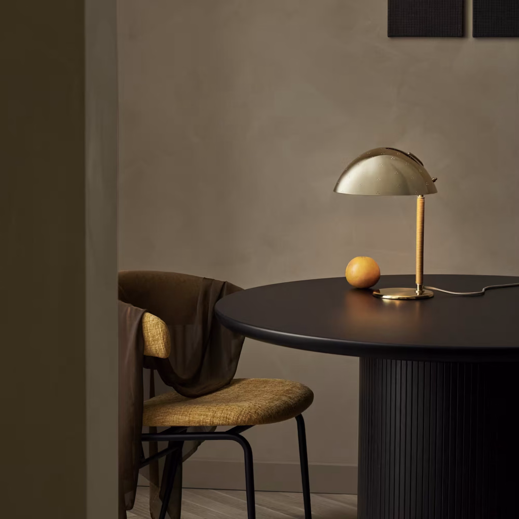 MOON DINING TABLE – MARBLE