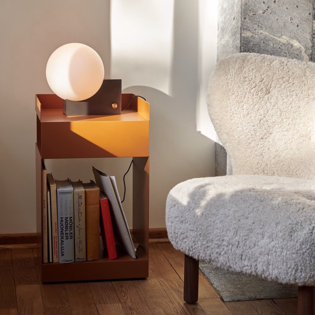 JOURNEY TABLE/WALL LAMP SHY1