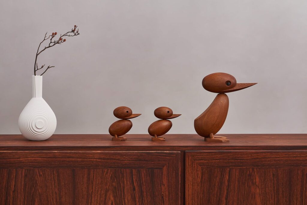 DUCKLING TEAK WOOD