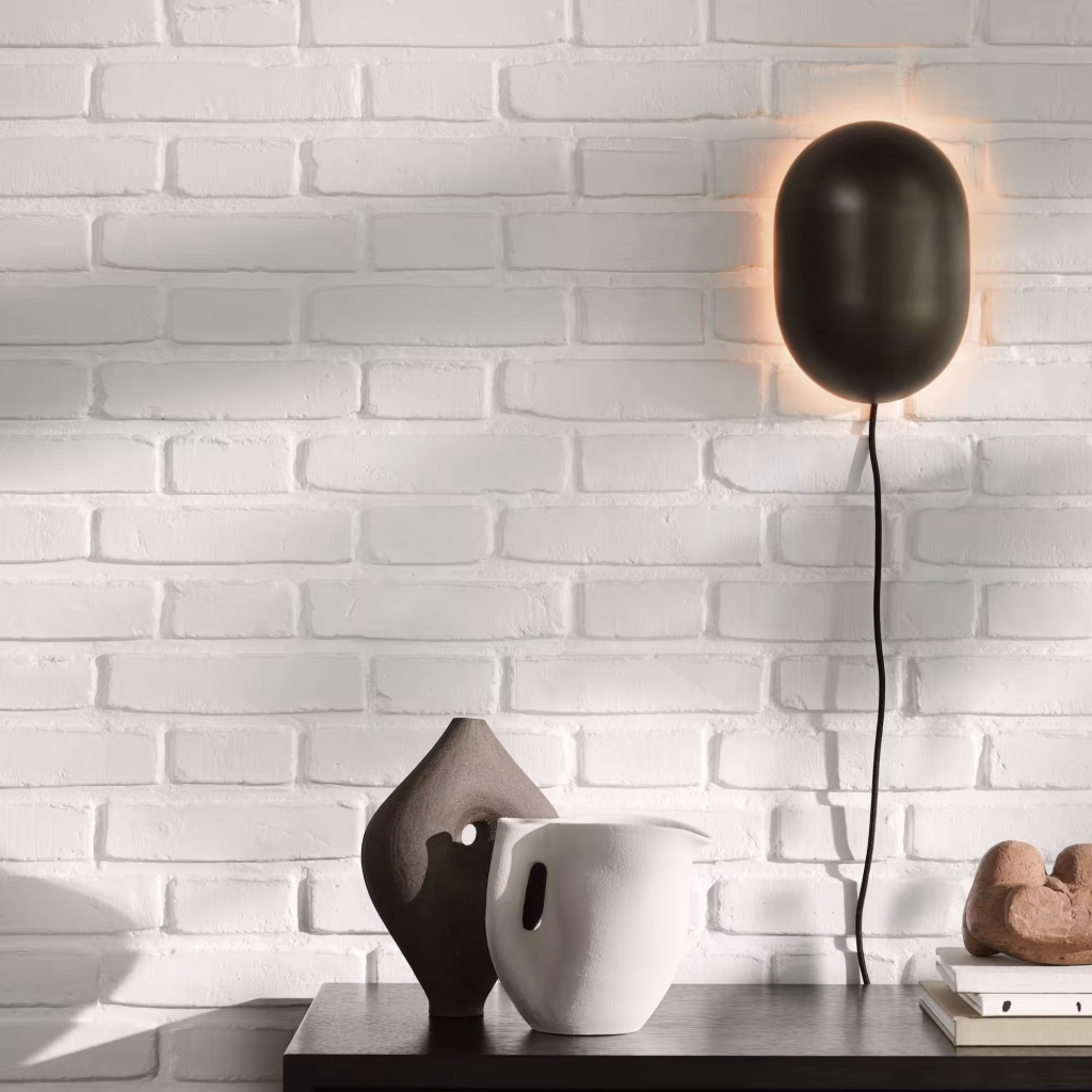 HOWARD WALL LAMP