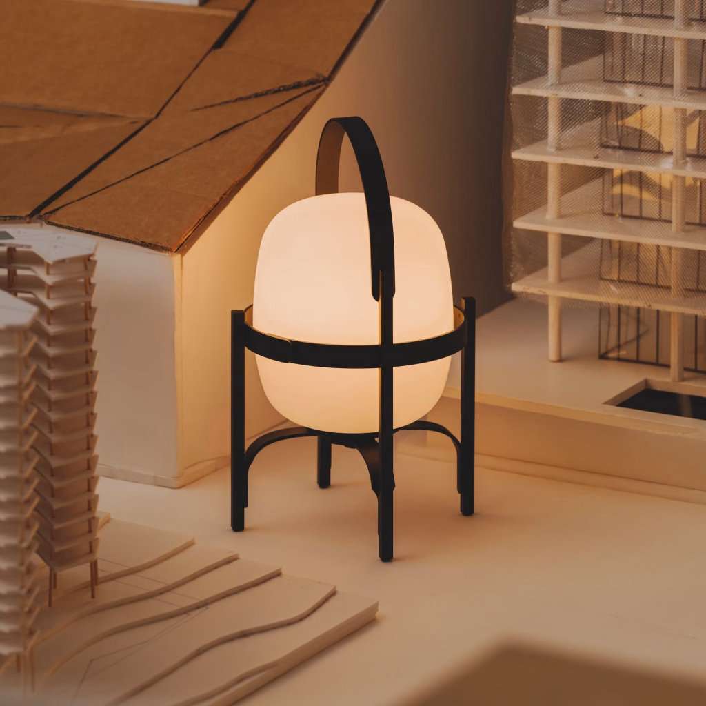 CESTITA ALUBAT TABLE LAMP – PORTABLE