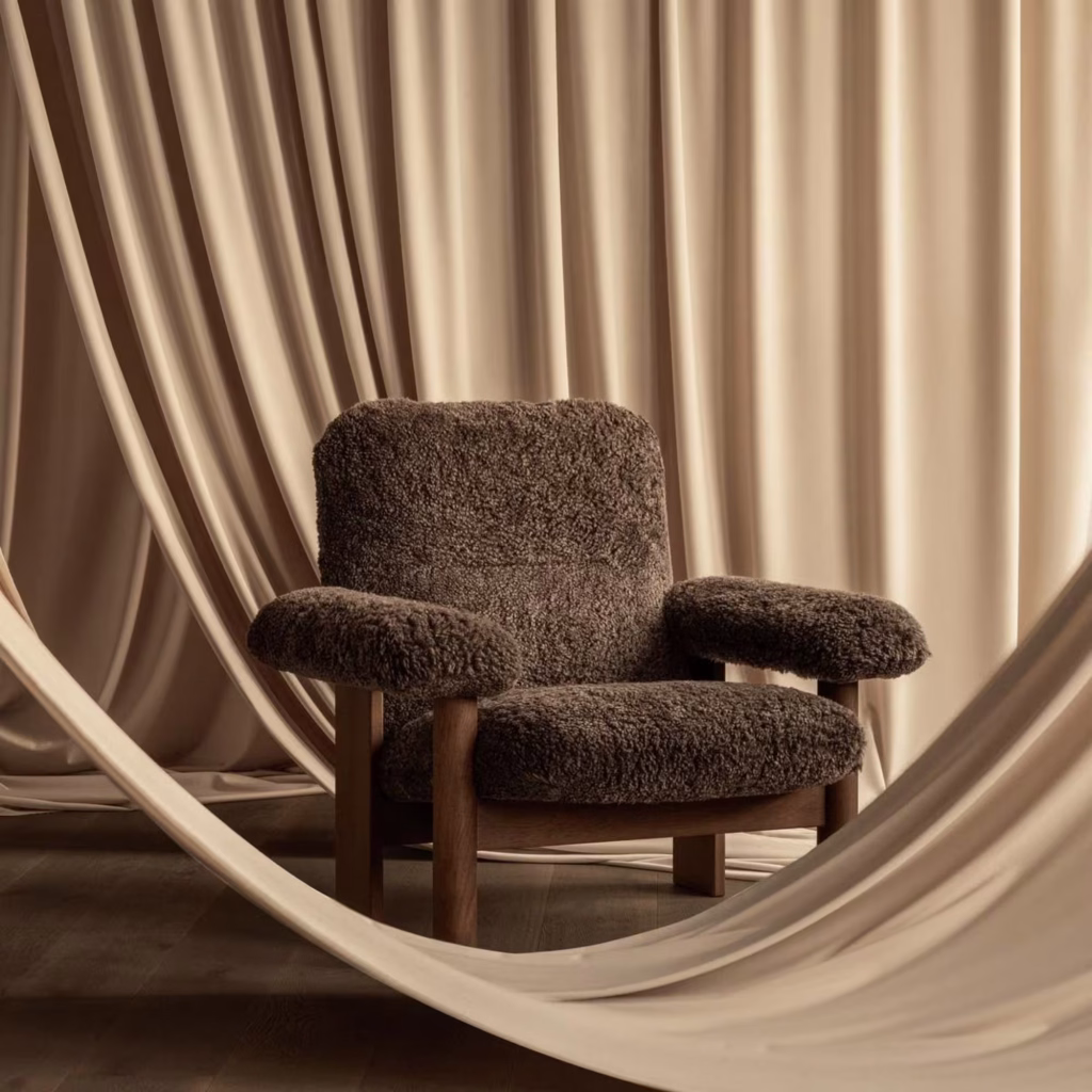 BRASILIA LOUNGE CHAIR – HIGH BACK