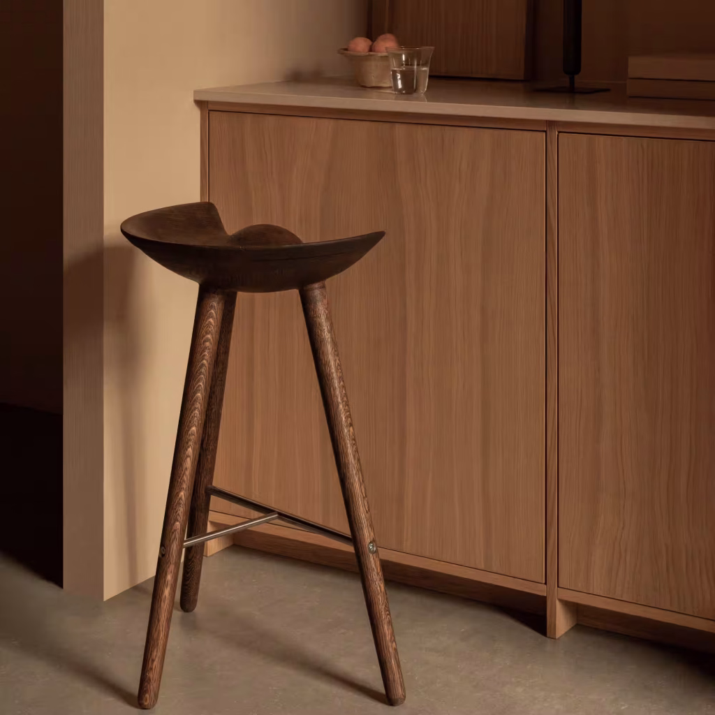 ML 42 BAR STOOL