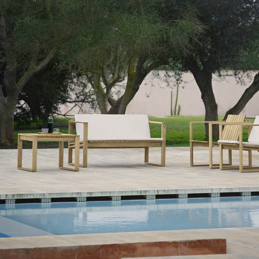 BK16 SIDE TABLE