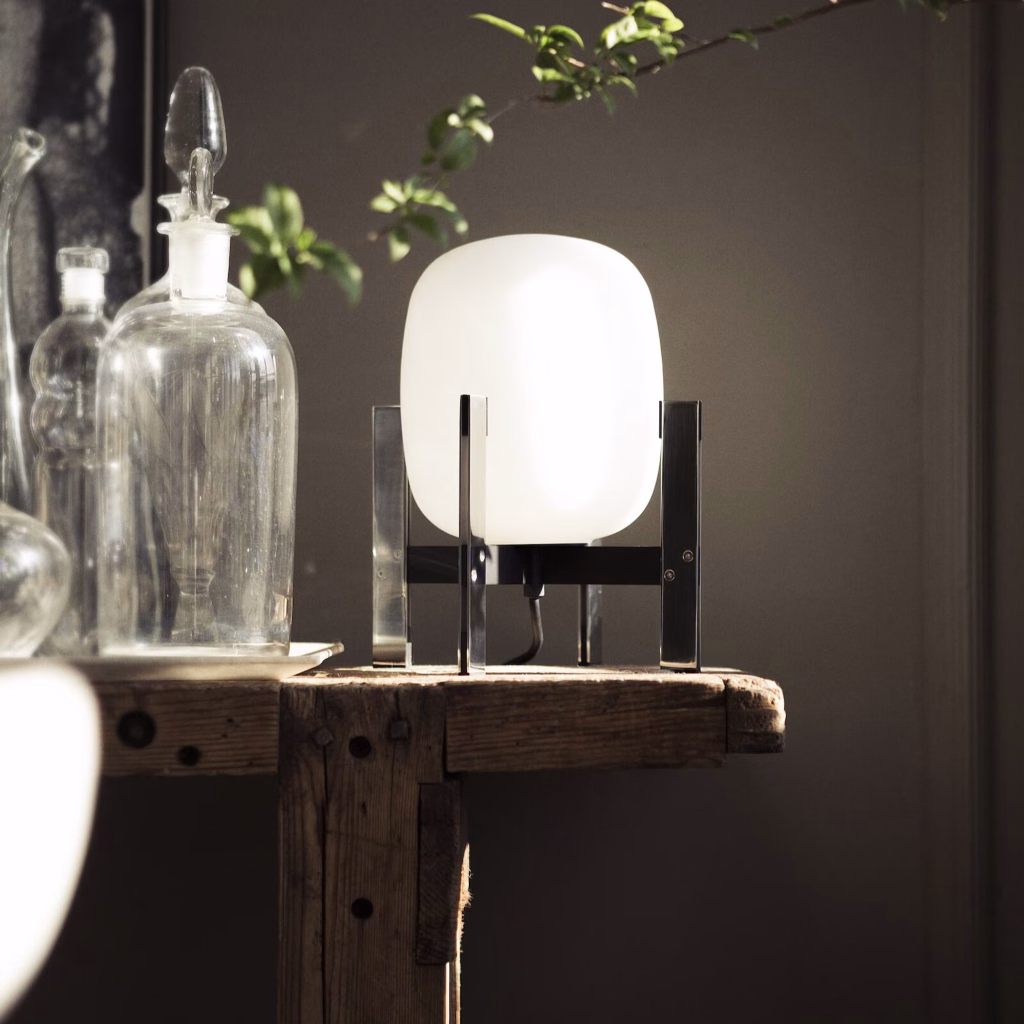 CESTITA METALICA TABLE LAMP