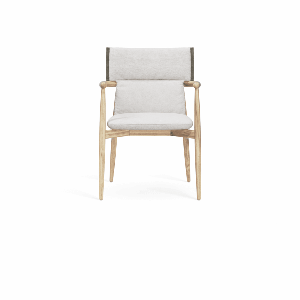 E008 EMBRACE DINING CHAIR