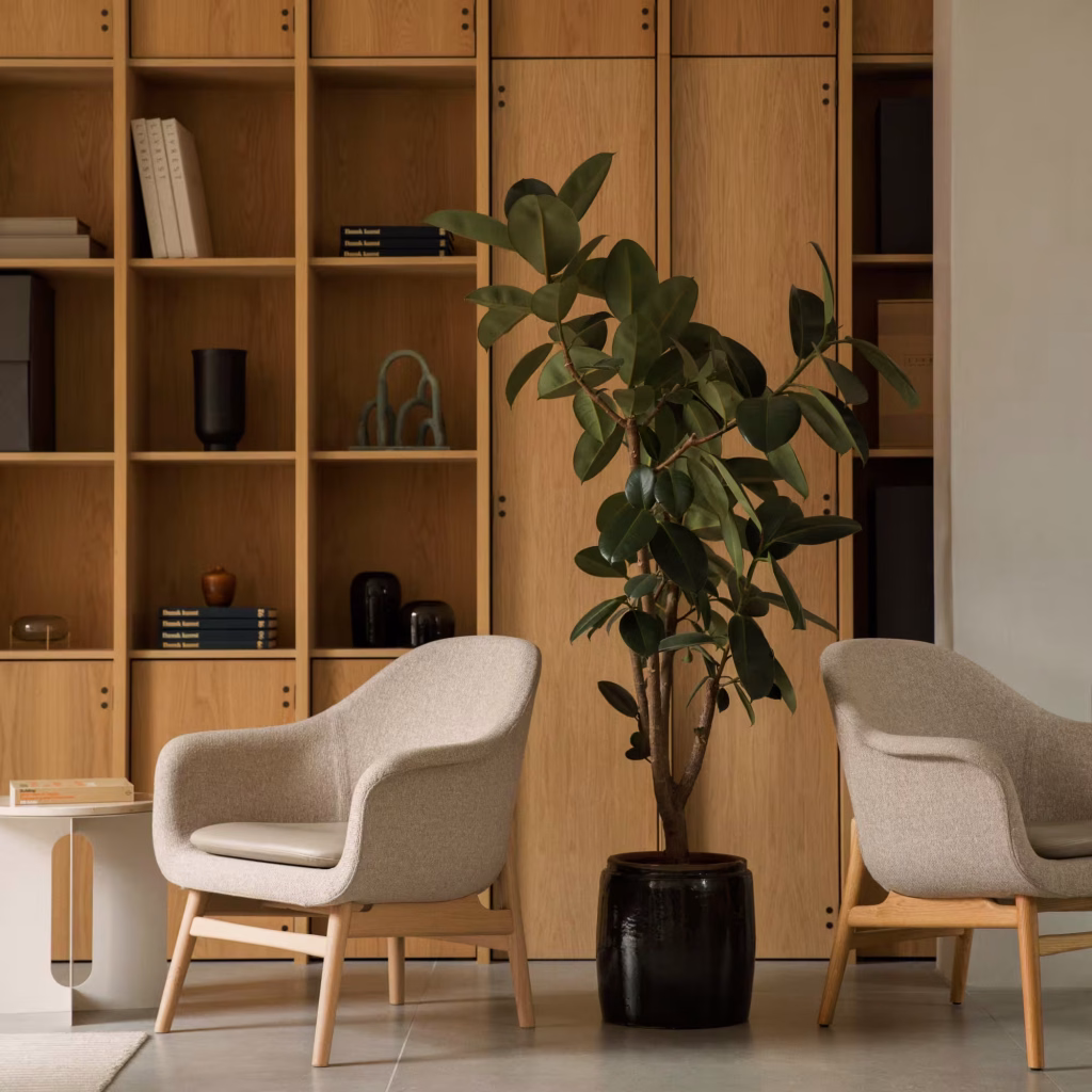 HARBOUR LOUNGE CHAIR