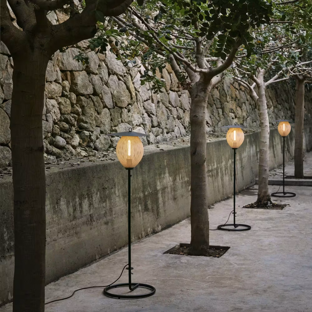 SATELLITE FLOOR LAMP