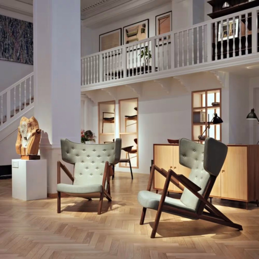 GRASSHOPPER CHAIR