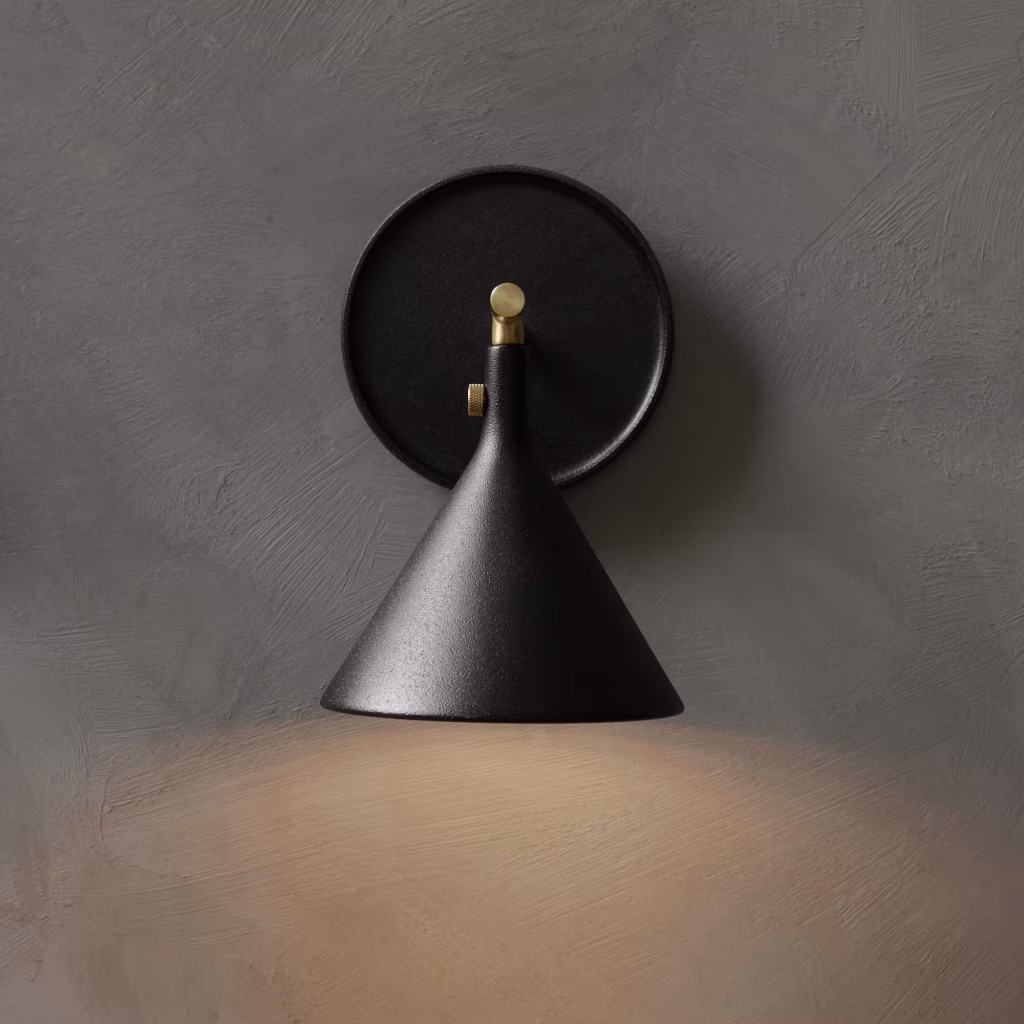 CAST SCONCE WALL LAMP – OUTDOOR