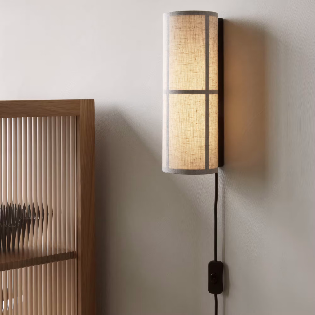 HASHIRA WALL LAMP