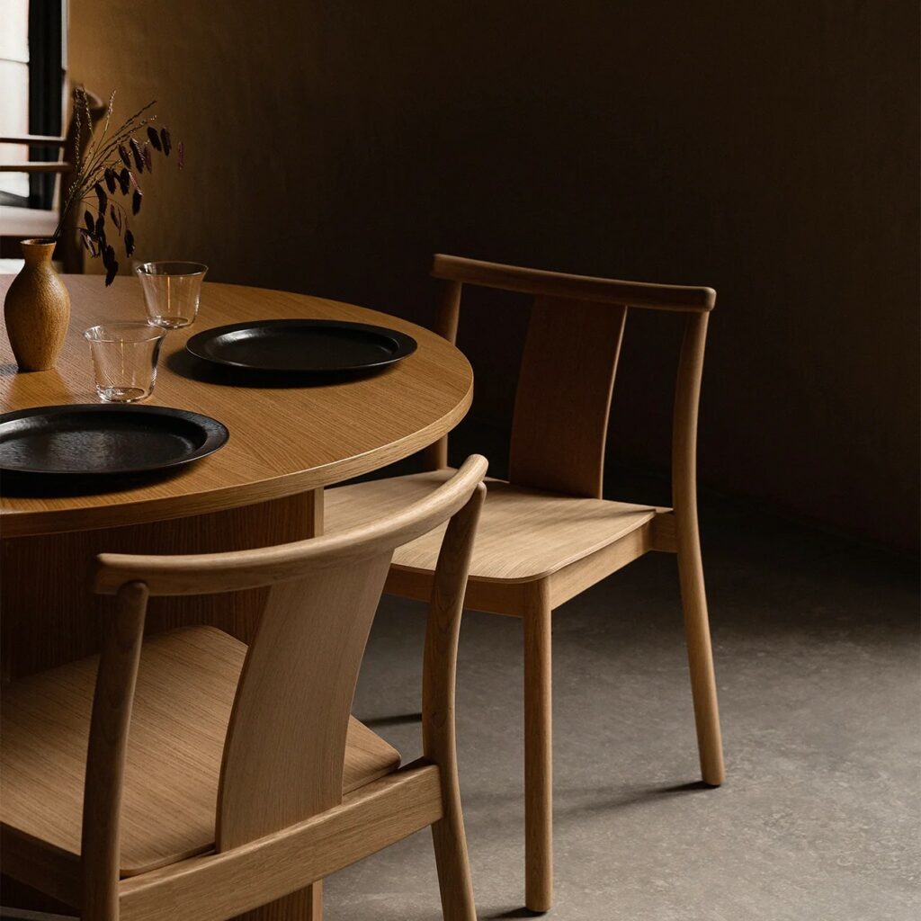 MERKUR DINING CHAIR