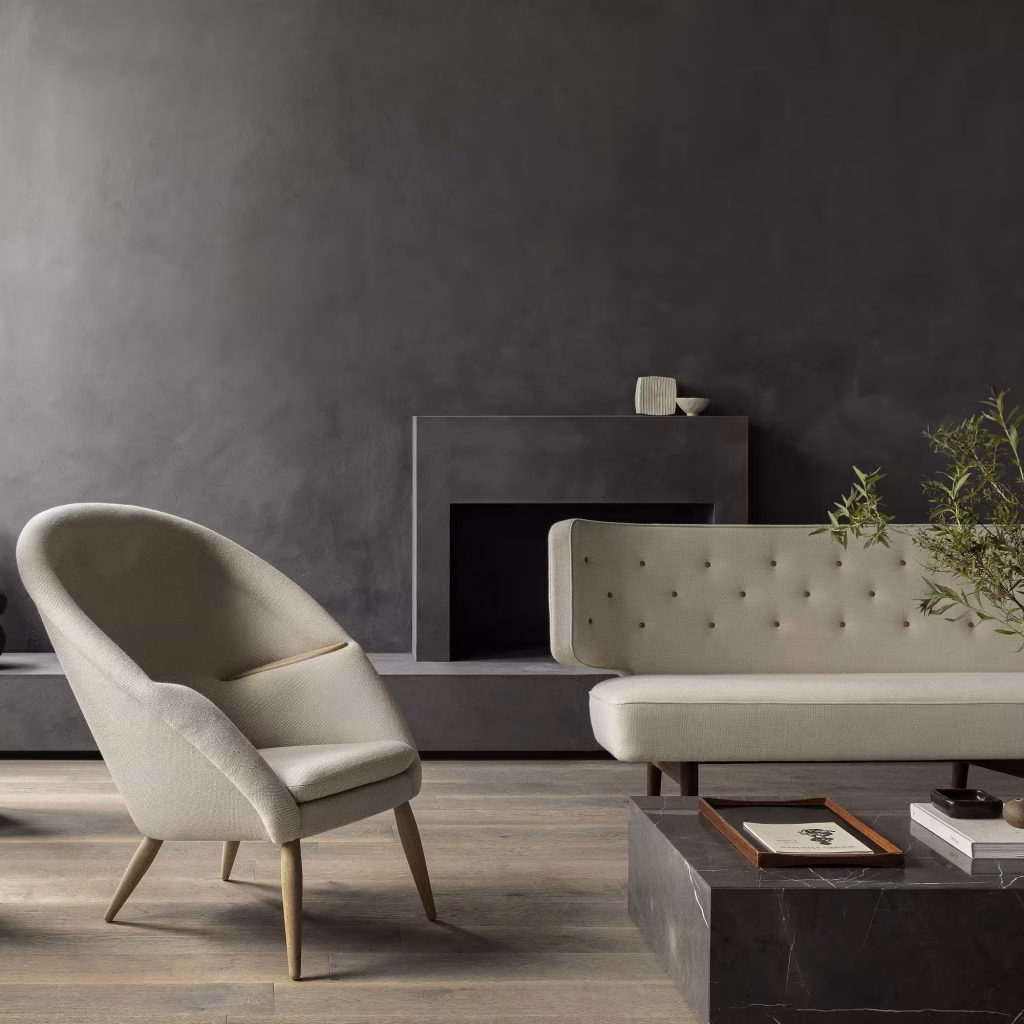 ODA LOUNGE CHAIR