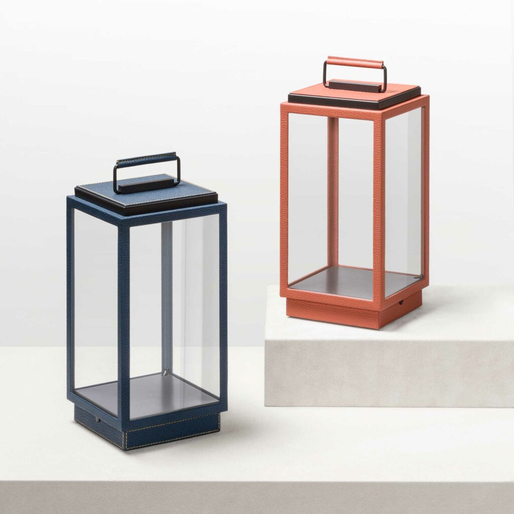 BLAKES TABLE LAMP