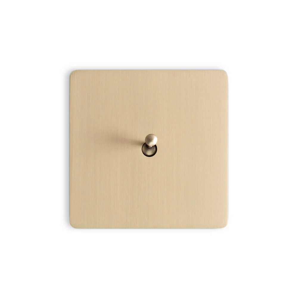 NOOR SWITCH – EDGES