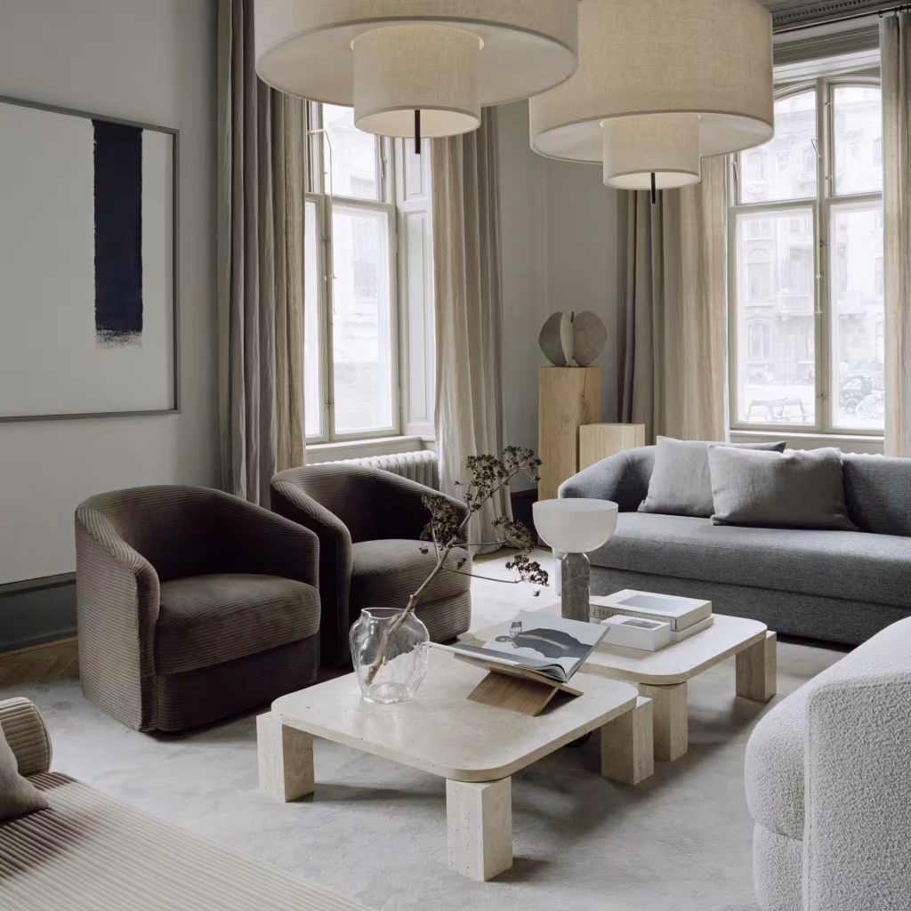 COVENT LOUNGE CHAIR