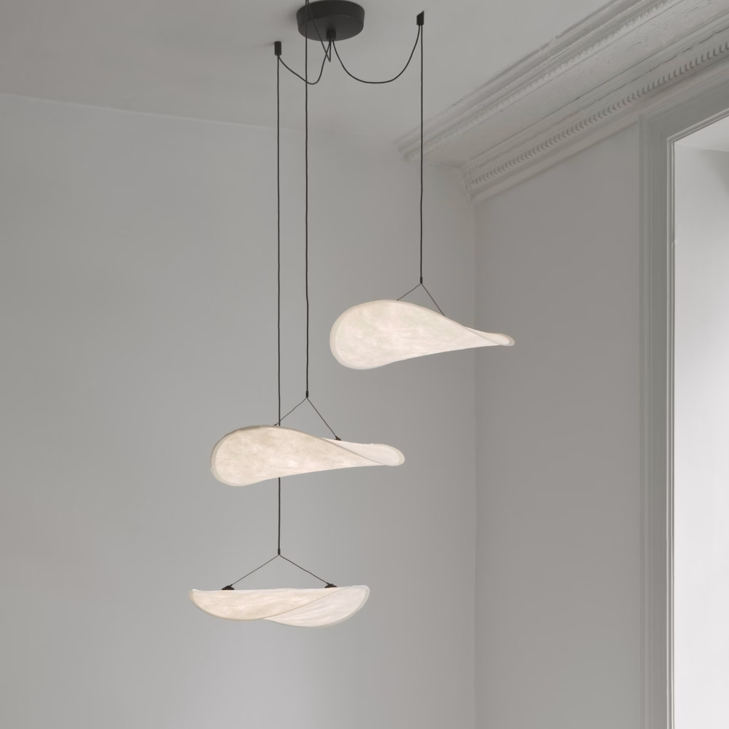 TENSE CHANDELIER
