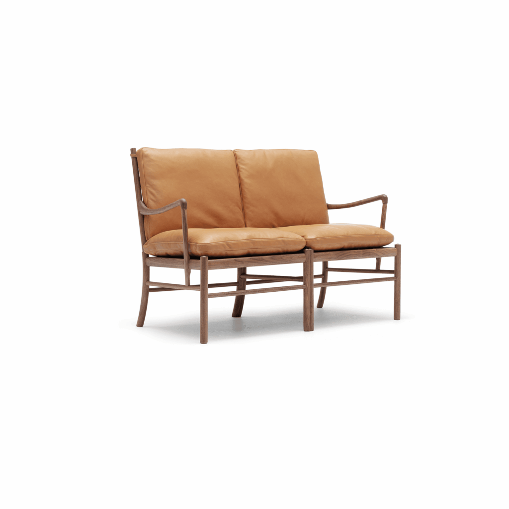 OW149–2 COLONIAL SOFA