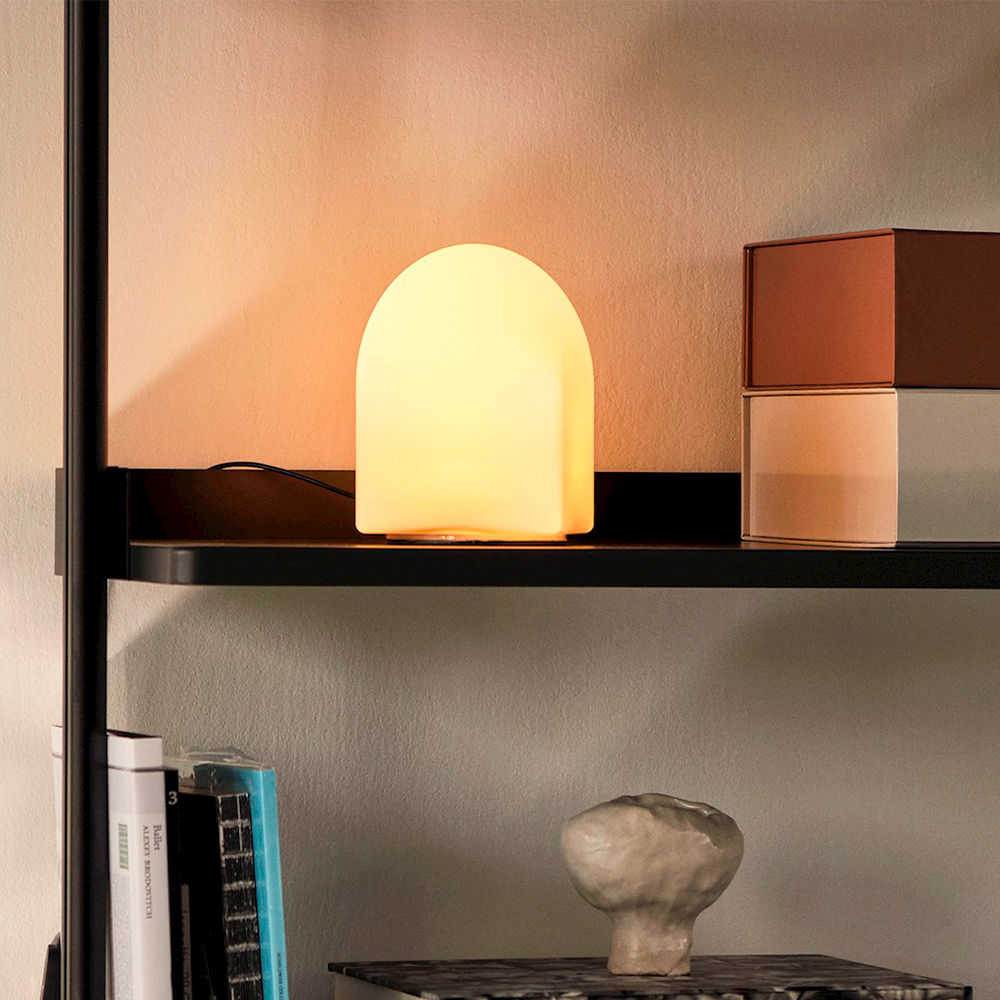 PARADE TABLE LAMP