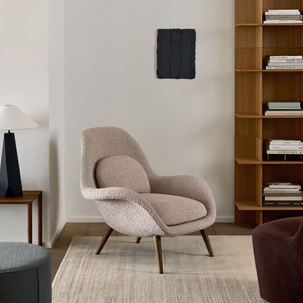 SWOON LOUNGE CHAIR