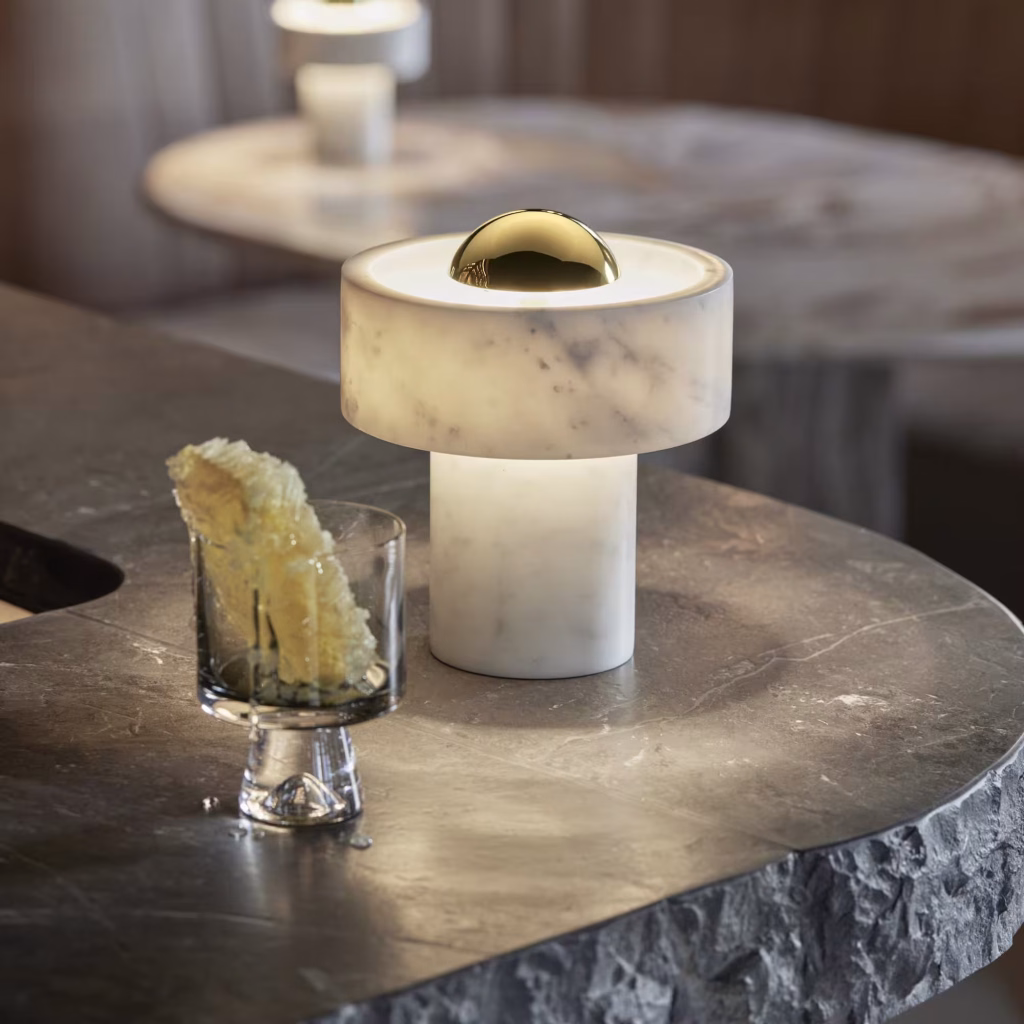 STONE PORTABLE LAMP