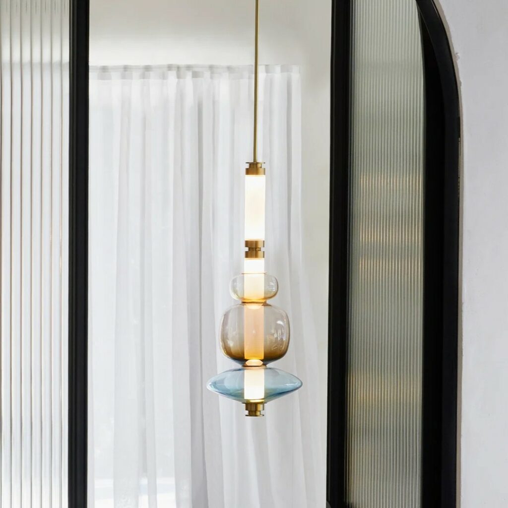 LUNA PENDANT LIGHT