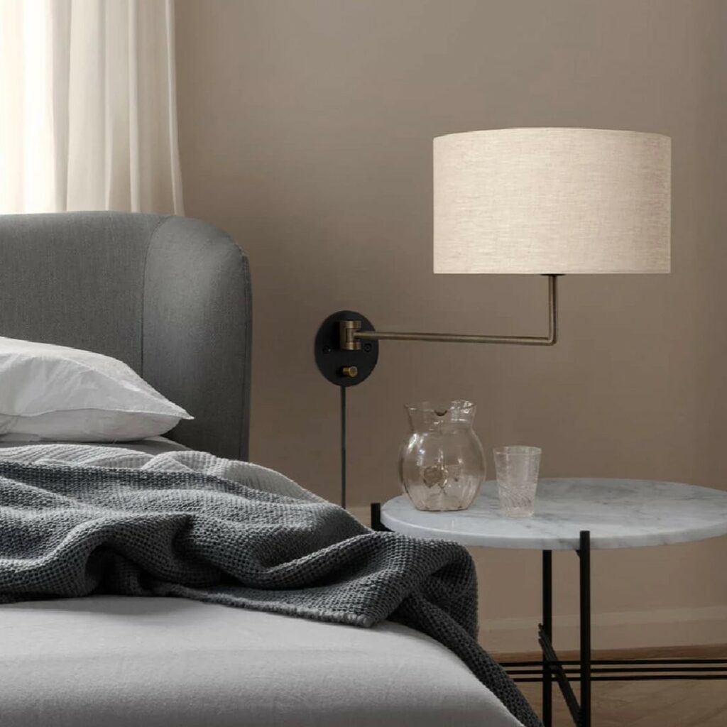 GRAVITY WALL LAMP
