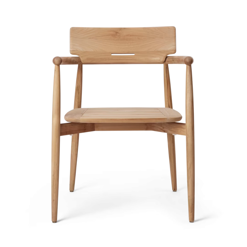 E008 EMBRACE DINING CHAIR