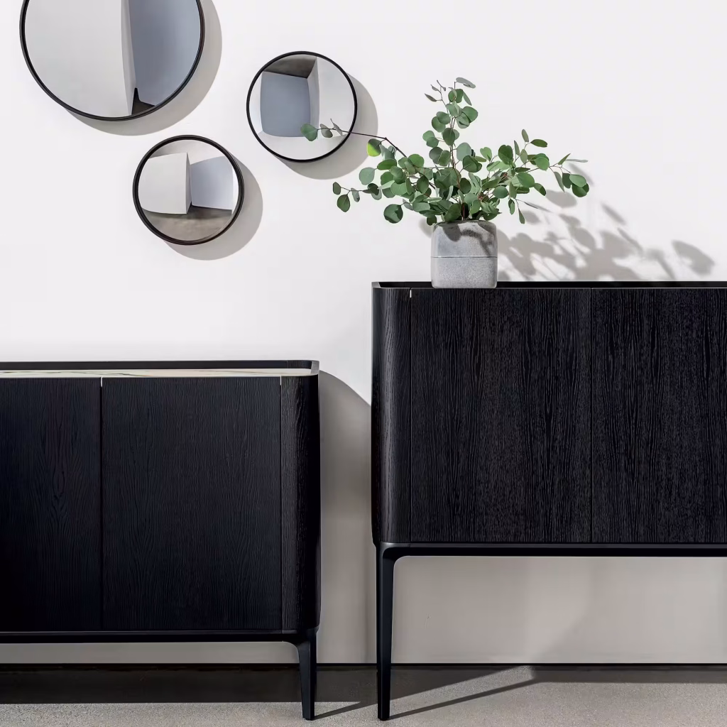 MADIA SLIM SIDEBOARD