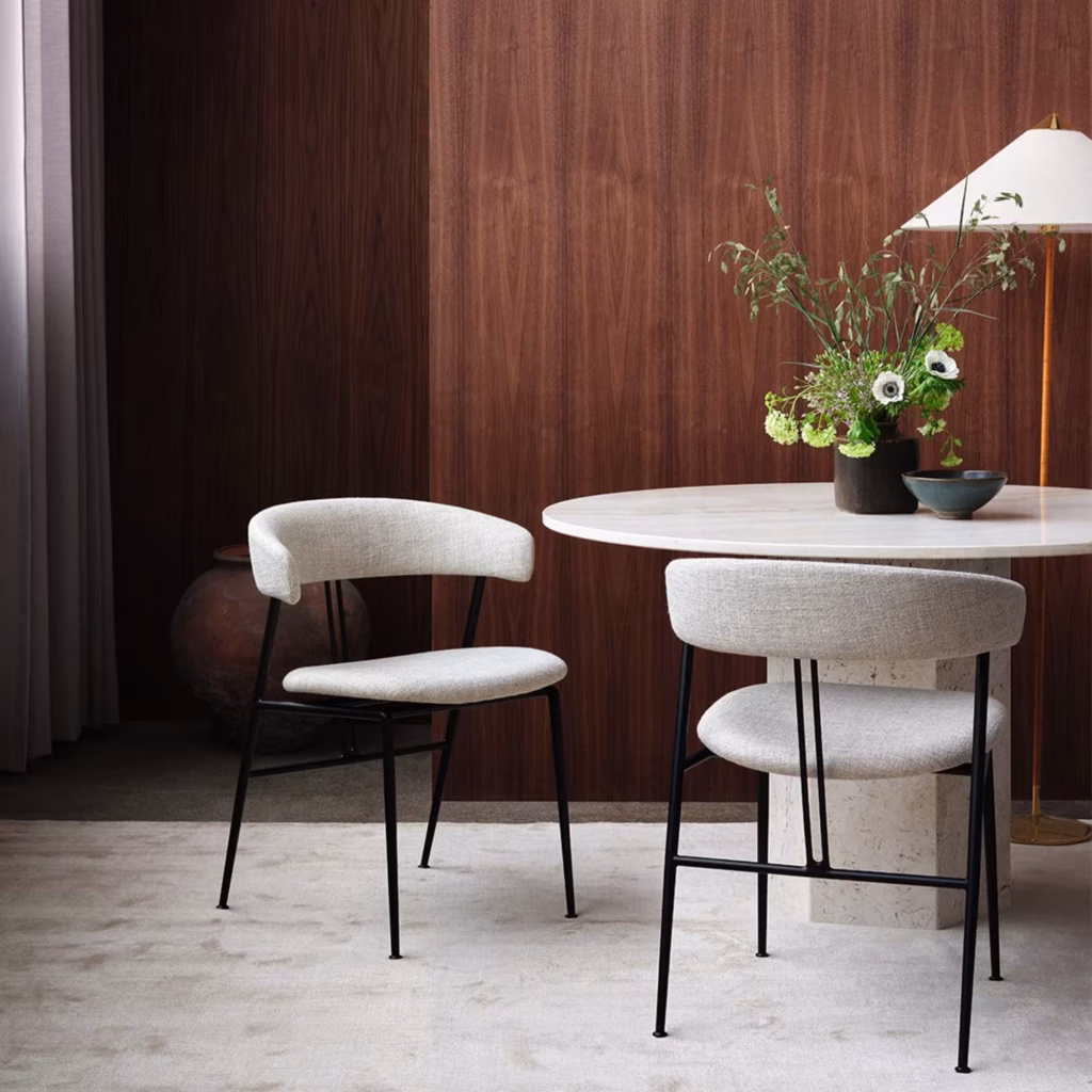 VIOLIN DINING CHAIR
