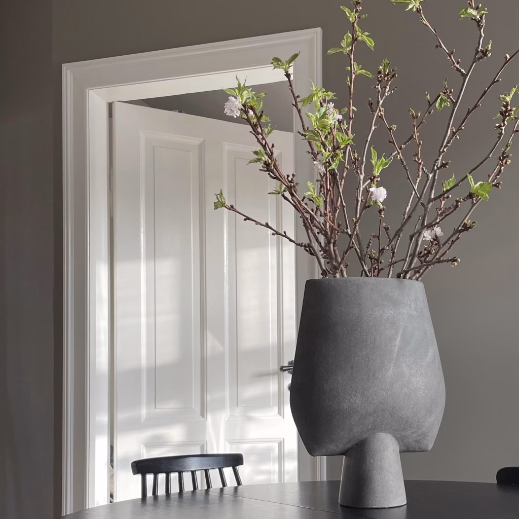 SPHERE VASE SQUARE