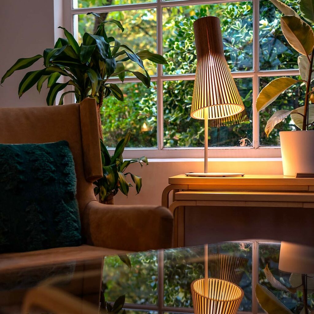 SECTO TABLE LAMP