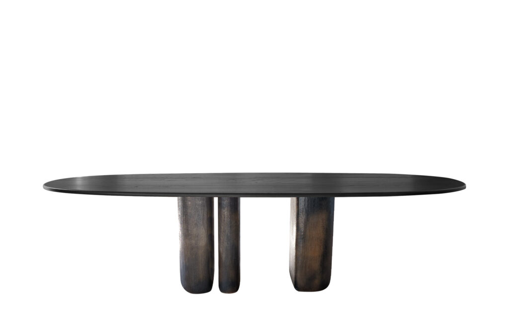 JAKU DINING TABLE