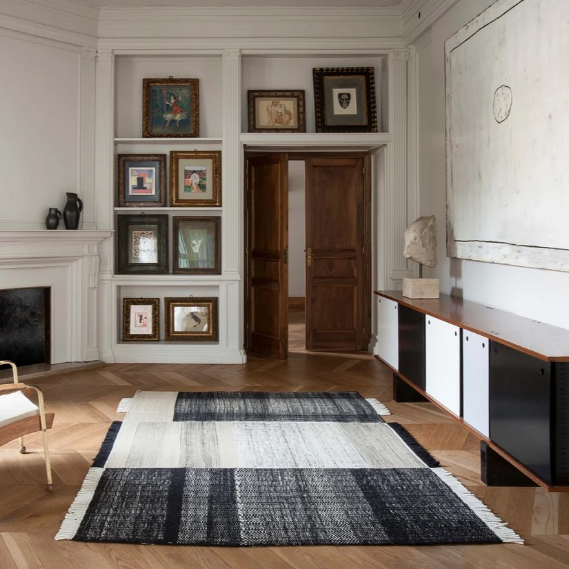 TRES RUG