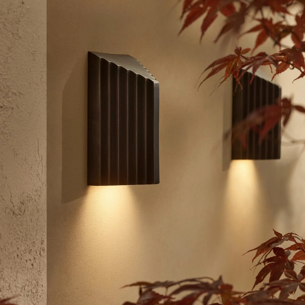 TOR DOWN WALL LIGHT